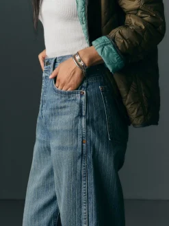 Women Imogene + Willie Denim|The Jeans*buckleback jean in washed indigo stripe