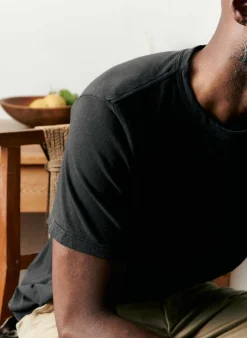 Imogene + Willie T-Shirts*classic knit faded black crew