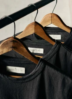 Imogene + Willie T-Shirts*classic knit faded black crew