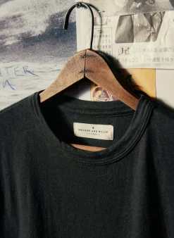 Imogene + Willie T-Shirts*classic knit faded black crew