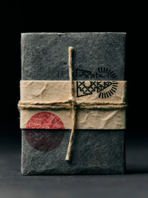 Imogene + Willie Scent*exfoliating charcoal soap