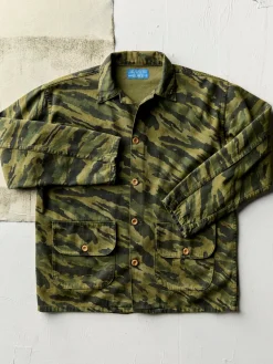 Imogene + Willie Jackets*fatigue jacket in brushstroke camo
