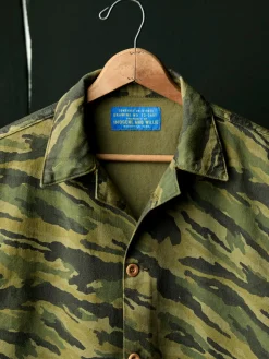 Women Imogene + Willie Jackets*fatigue jacket in brushstroke camo