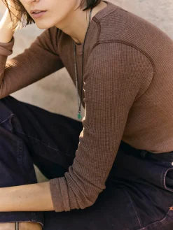 Women Imogene + Willie Knits & Sweaters*long sleeve waffle thermal in brown