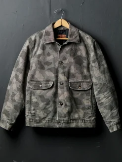Imogene + Willie Jackets*quilt lined canvas chore coat in camo