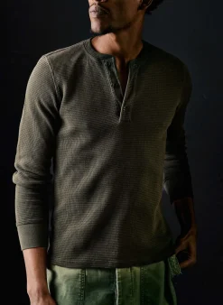 Imogene + Willie Knits & Sweaters*the knit waffle henley in forest