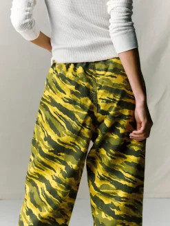 Women Imogene + Willie Pants & Shorts*the lounge pant in brushstroke camo