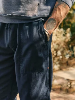 Imogene + Willie Pants & Shorts*ventura chore pant in navy