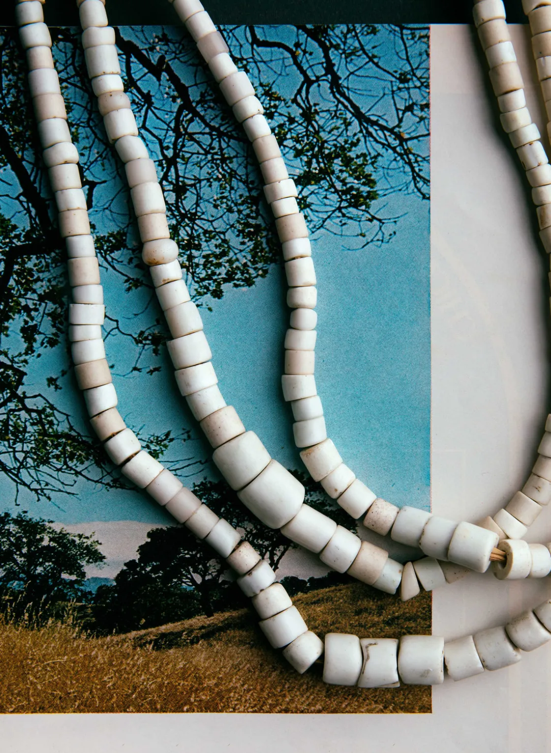 Women Imogene + Willie Jewelry|Accessories*vintage white goomba trade bead necklace